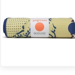 Mandela Yogitoes Chakra yoga towel NWT